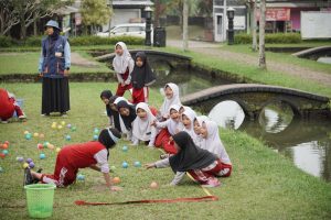 Outbound Kelas 2 Latih Kolaborasi